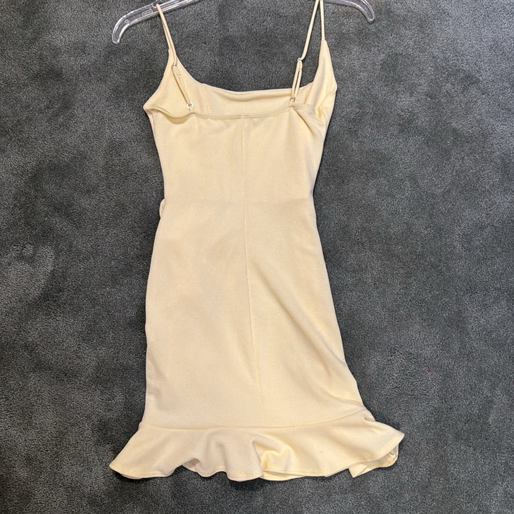 Lucy in the Sky Yellow Mini Dress - Picture 3 of 5